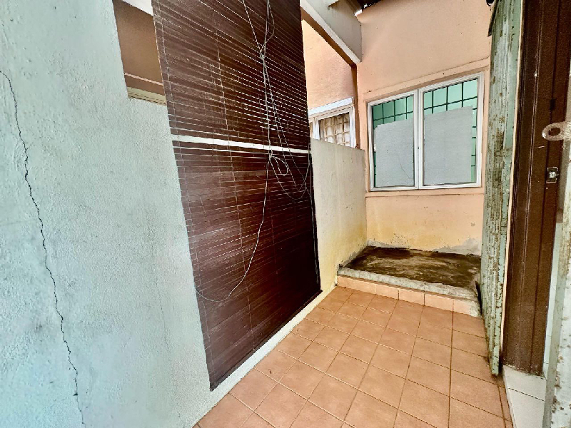 Double Storey Terrace House, Sungai Buloh Country - photo 11