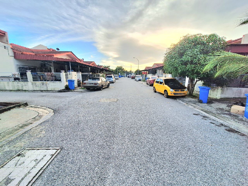 Single Storey End Lot Taman Mawar 1 Kampung Lombong Seksyen 29 Shah Alam - photo 4