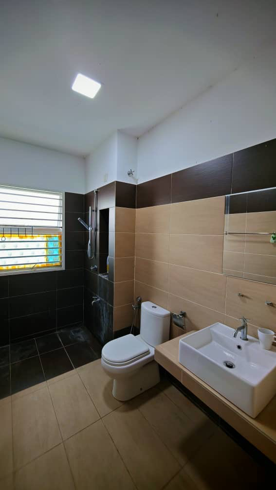 BELOW MARKET VALUE  Storey house Acasia Serene Height Bangi Semenyih - photo 8