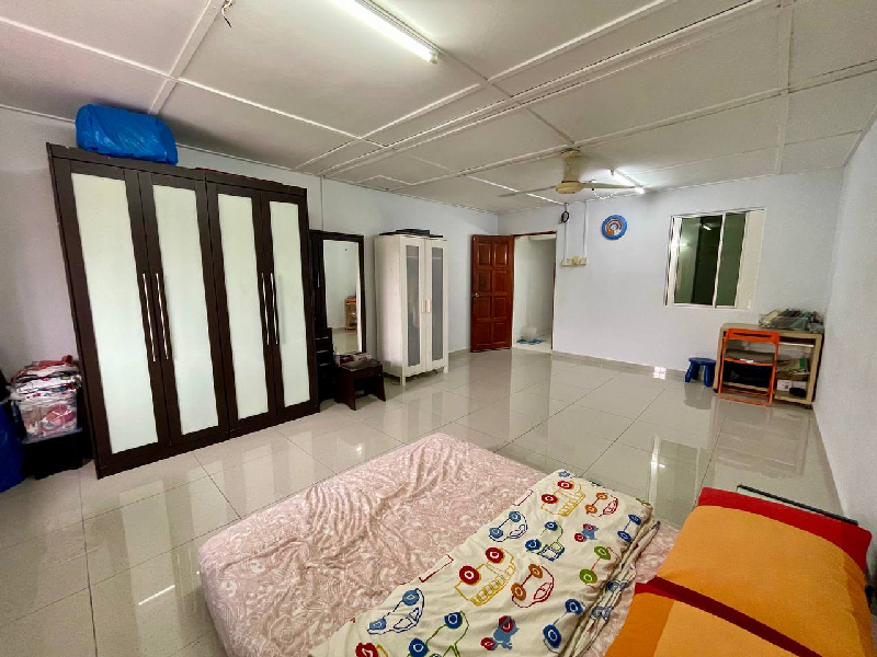 Fully Extended Double Storey Seksyen 18Jalan Daun Payung - photo 8