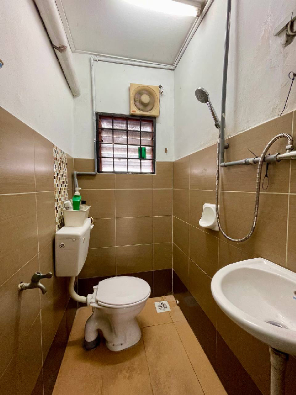 Fully Extended Double Storey Seksyen 18Jalan Daun Payung - photo 11