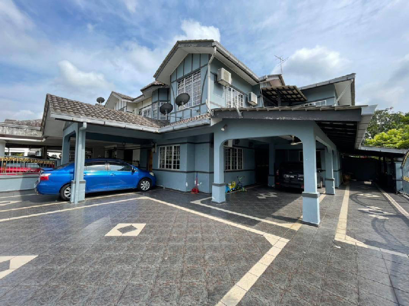 FACING OPEN SEBELAH PADANG Double Storey CORNER LOT Lorong Naluri Sukma Puncak Alam - photo 2