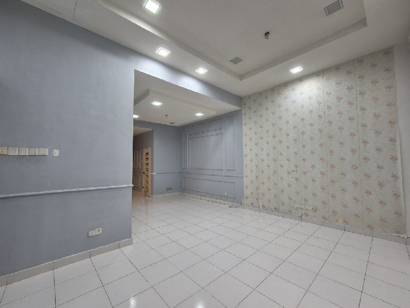 Cheapest Renovated 22x752 Storey Terrace AvaniJalan Rodat Bandar Bukit Raja Klang - photo 6