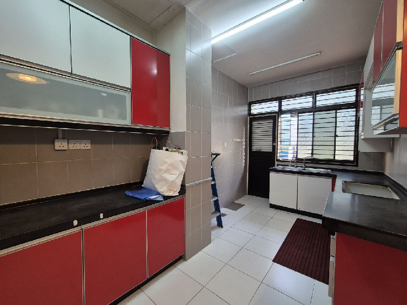 Cheapest Renovated 22x752 Storey Terrace AvaniJalan Rodat Bandar Bukit Raja Klang - photo 11