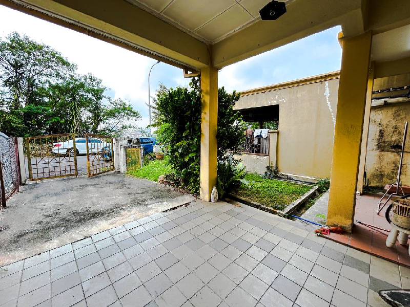 2 Storey Terrace Bandar Tun Hussein Onn - photo 3