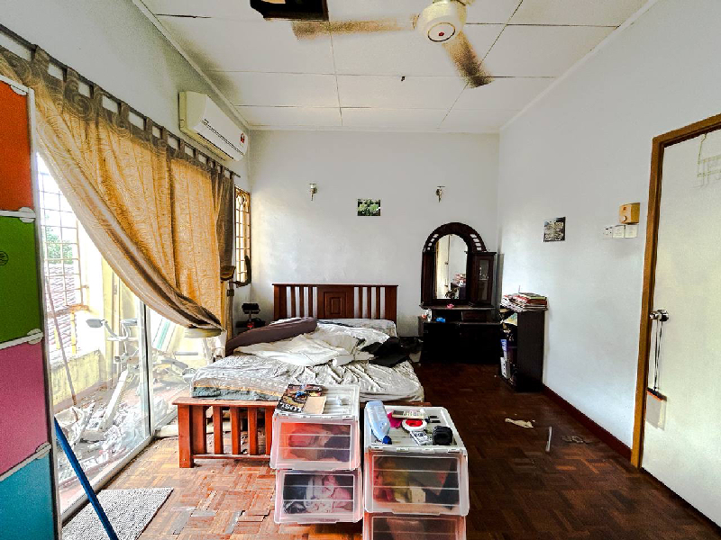 2 Storey Terrace Bandar Tun Hussein Onn - photo 9