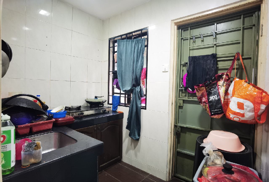 Fully Reno Facing Open 2 Storey Terrace Serdang Jaya Seri Kembangan - photo 13