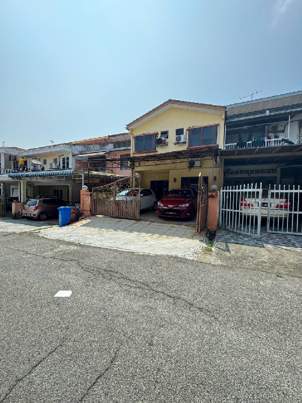 RENOVATED DOUBLE STO ...