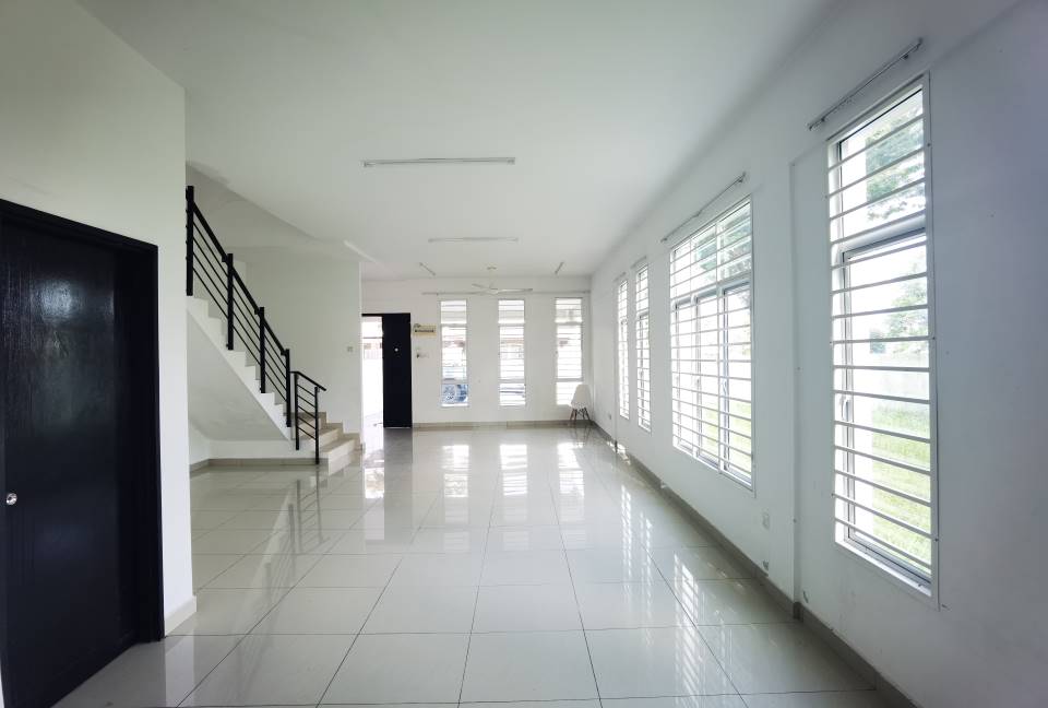 Corner 2 Storey Terrace House Bangi Avenue 1 - photo 7