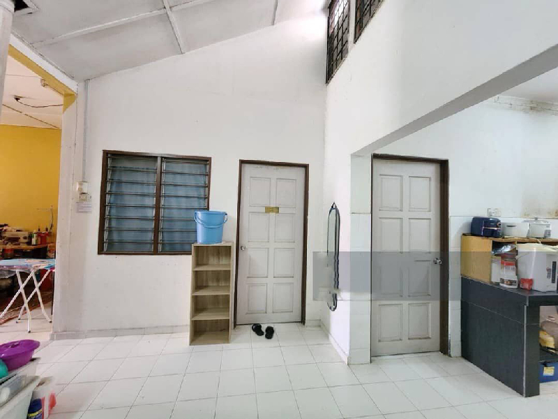 SEKSYEN 10,SHAH ALAM  Single Storey Terrace Intermediate - photo 9