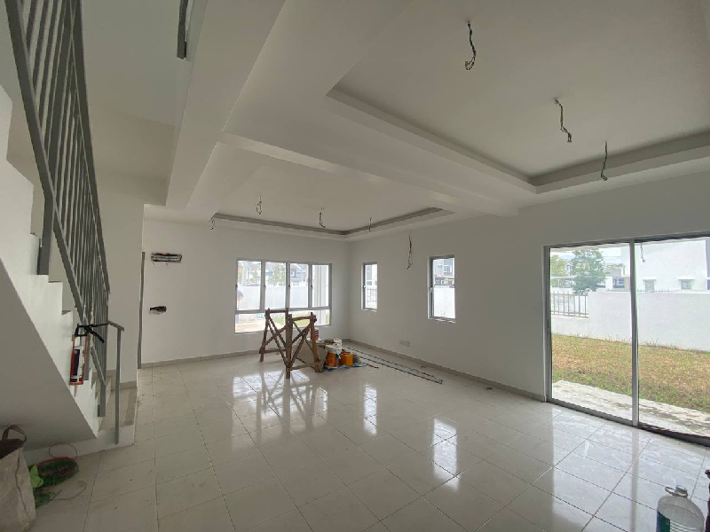 VACANT BARE UNIT CORNER Double Storey Laman Haris Eco Grandeur, Puncak Alam - photo 4