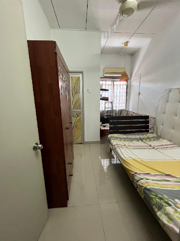 Double Storey Terrace House Seksyen 6, Kota Damansara - Non Bumi Unit, Partial Furnished - photo 4