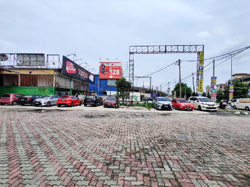 FACING MAIN ROAD+ Warehouse Balakong Cheras - photo 4