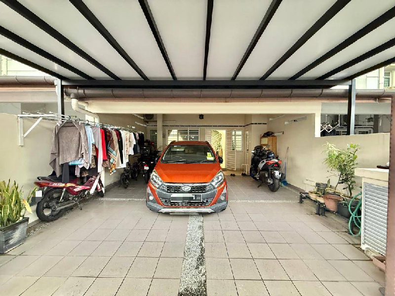 2 Storey TerraceTaman Puncak SaujanaKajang - photo 3