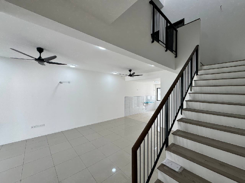 Double Storey Terrace House at Nadira 1, Bandar Bukit Raja 2, Klang - photo 12