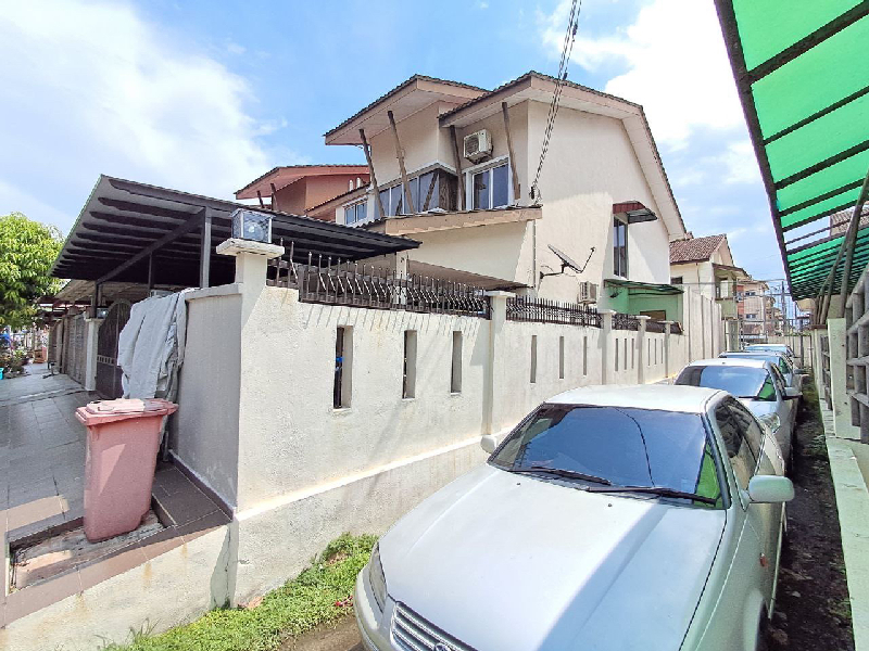 2STY SUPERLINK ENDLOT  TAMAN BUANA PERDANA, PJS 3 PETALING JAYA - photo 2