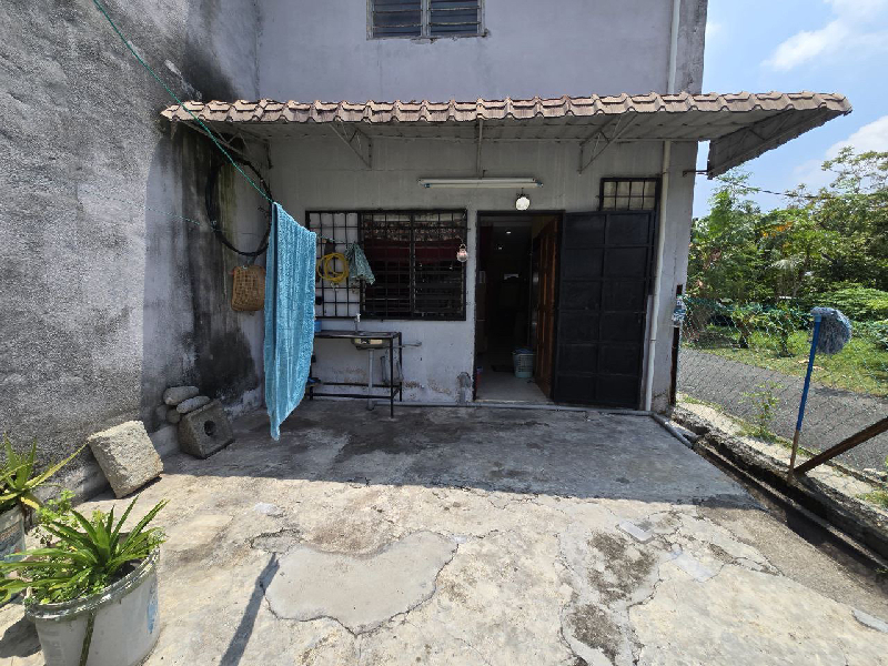 Renovated Endlot Double StoreyJalan Hamzah Alang, Kapar - photo 7