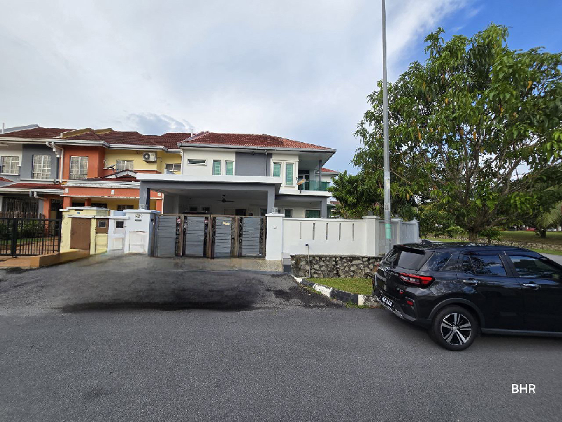 RENOVATED CORNER LOT 2 STOREY TERRACE HOUSE BANDAR SERI PUTRA BANGI - photo 4