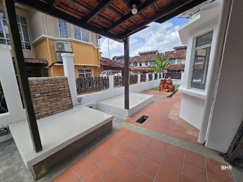 RENOVATED 2 STOREY SEMI DETACH HOUSE BANDAR SERI PUTRA BANGI - photo 6