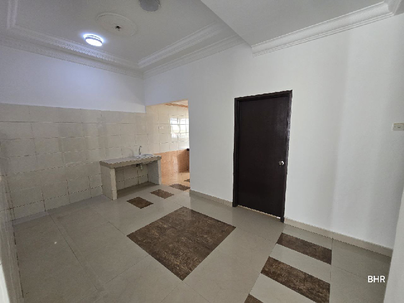 RENOVATED 2 STOREY SEMI DETACH HOUSE BANDAR SERI PUTRA BANGI - photo 10