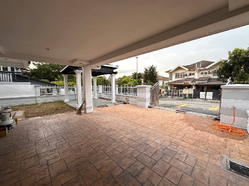 FULLY RENOVATED  EXTEND 2 STOREY SEMI DETACH HOUSE BANDAR SERI PUTRA BANGI - photo 3