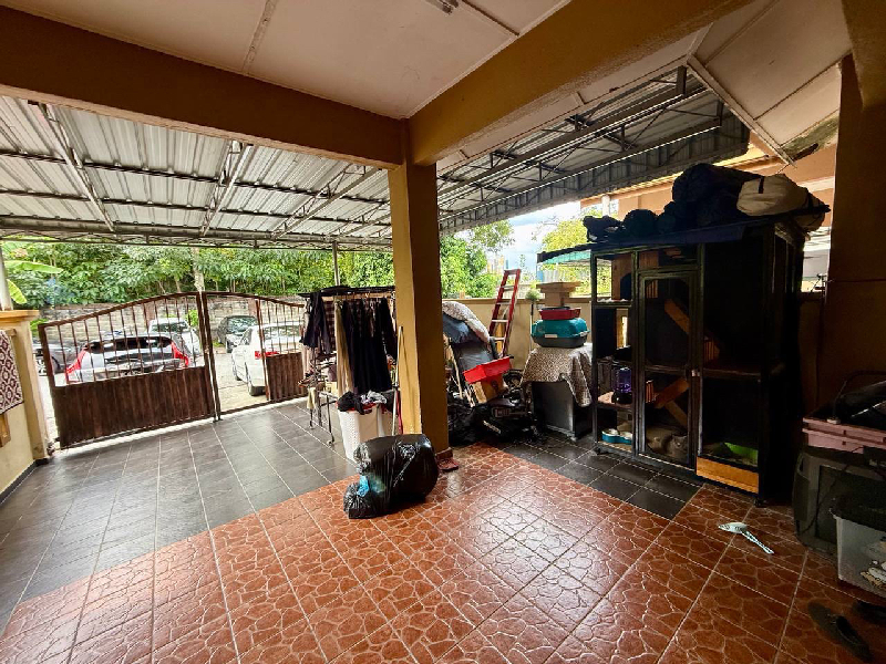 FACING OPEN - 2 STOREY TERRACE INTERMEDIATE  SEKSYEN U12, SHAH ALAM - photo 3
