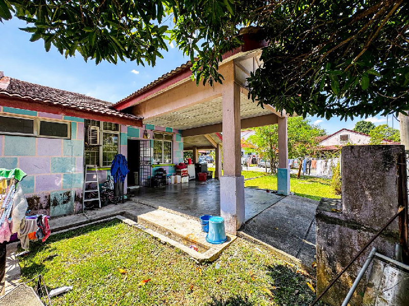 Corner Lot Semi D Single Storey Desa Pinggiran Putra - photo 2