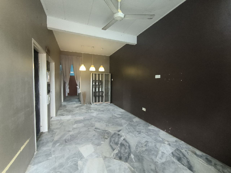 SINGLE STOREY, TAMAN IRAM PERDANA, TELUK PANGLIMA GARANG, SELANGOR - photo 2