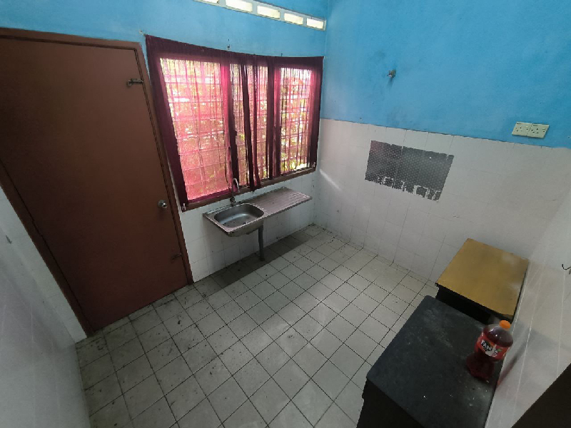 SINGLE STOREY, TAMAN IRAM PERDANA, TELUK PANGLIMA GARANG, SELANGOR - photo 12