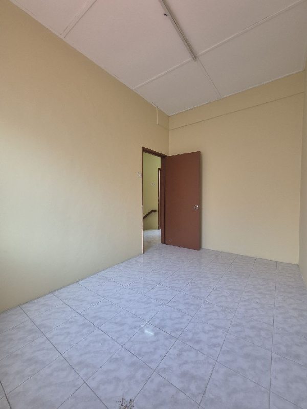 Double Storey Terrace HouseSP4 Bandar Saujana Putra - photo 4