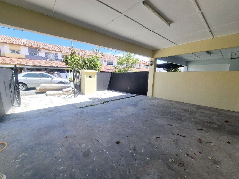 Double Storey Terrace HouseSP4 Bandar Saujana Putra - photo 8