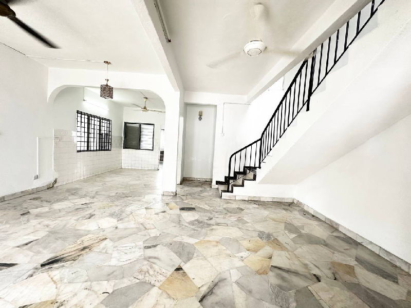 End Lot 2 Storey Terrace, Jalan Sri Damak, Taman Sri Andalas Klang - photo 8