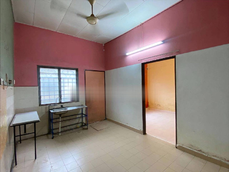 Single Storey Terrace Taman Dato Bandar Meru Klang - photo 9