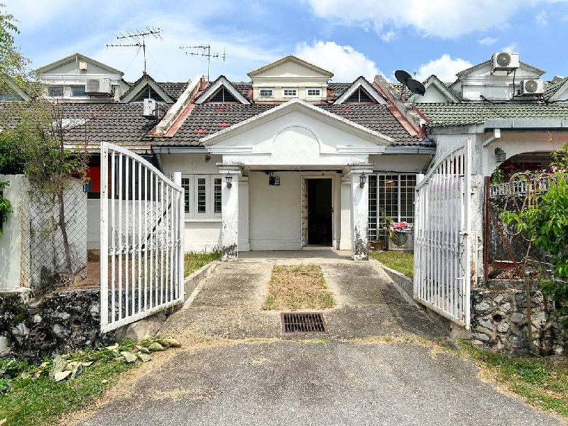 1 half Storey Terrace USJ 2 Subang Jaya - photo 2