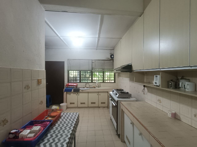 Fully Renovated Intermediate Double Storey SS19 Subang Jaya - photo 13