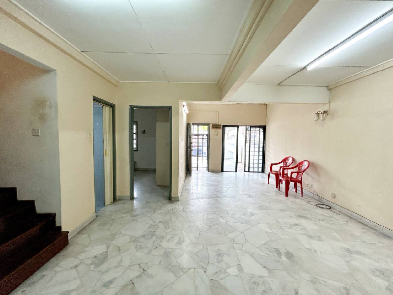 1 half Storey Terrace USJ 2 Subang Jaya - photo 4