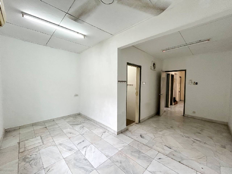 1 half Storey Terrace USJ 2 Subang Jaya - photo 8