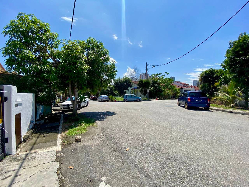 SINGLE STOREY TERRACE, TAMAN PINGGIRAN CYBER, CYBERJAYA - photo 3