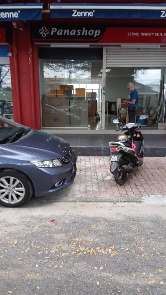 Ground Floor Shop at Jalan Besar Seri Kembangan - photo 9