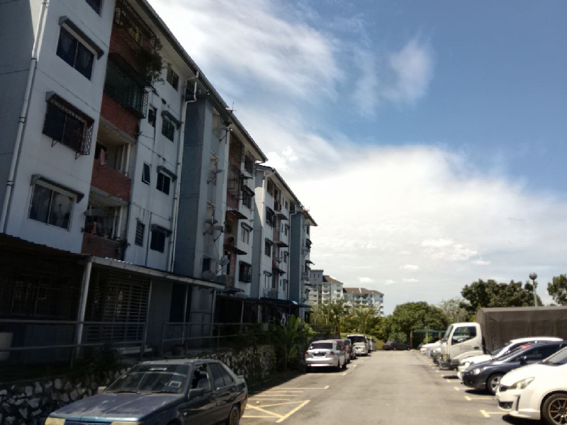 Flat Jubli Perak, Seksyen 4, Bandar Baru Bangi, Selangor - photo 2