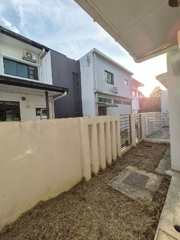 Cheapest Renovated 22x752 Storey Terrace Jalan Rodat Bandar Bukit Raja Klang - photo 12