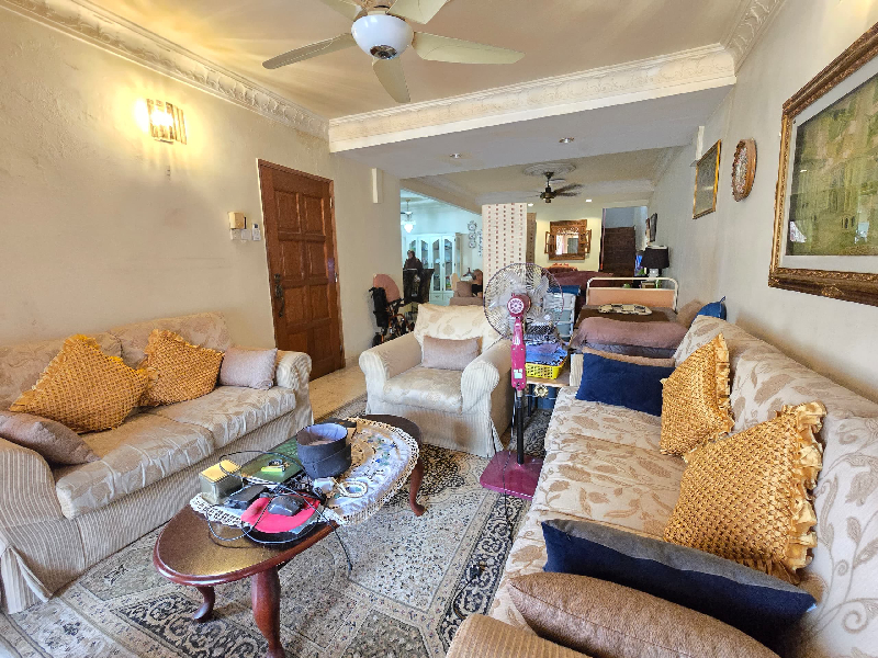 Double Storey Terrace Jalan Teluk Belanga  Seksyen 10 Shah Alam - photo 4