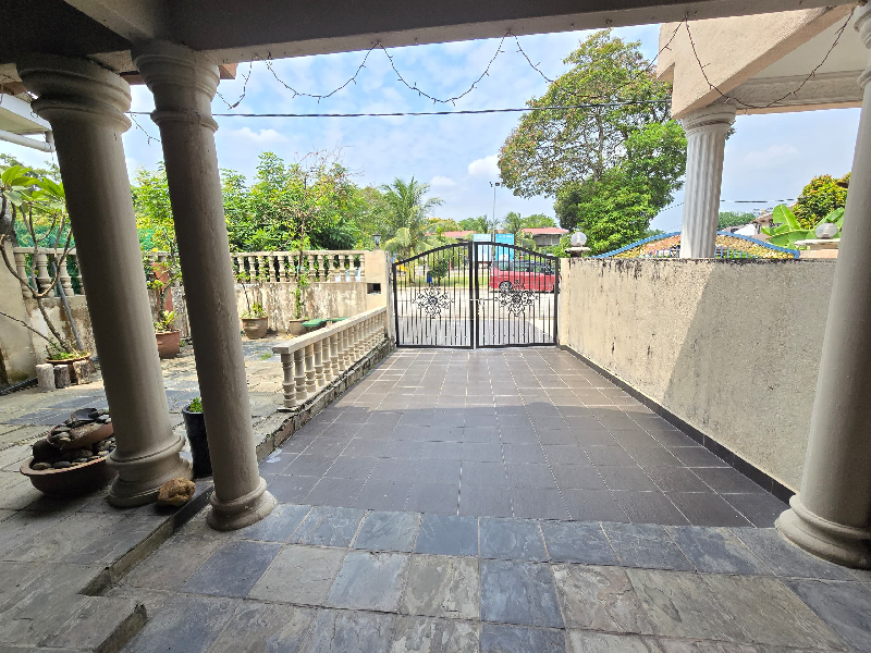 Double Storey Terrace Jalan Teluk Belanga  Seksyen 10 Shah Alam - photo 11