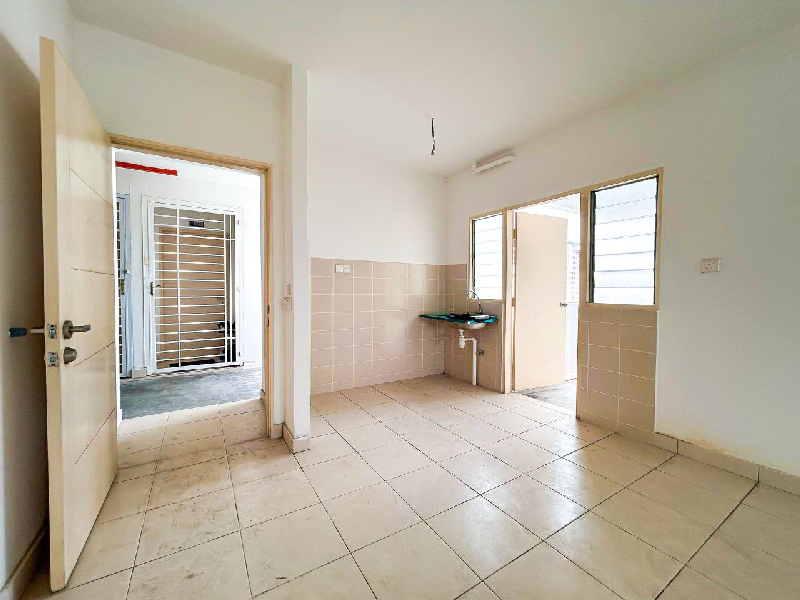 De Bayu Apartment, Setia Alam - photo 11