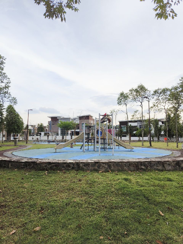 Semi-D 2 Storey End Lot Spacious Land Facing Open, Nice Number Citrina, Alam Impian - photo 8