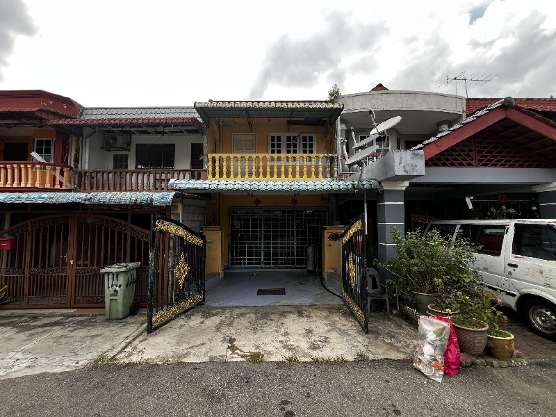 2 Storey House, Taman Indah Jaya, Jalan PJS 4 Petaling Jaya - photo 2