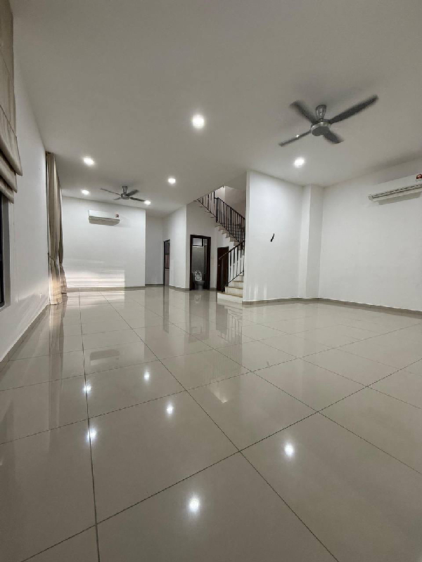 END LOT 2 Storey House Setia Safiro Cyberjaya - photo 2