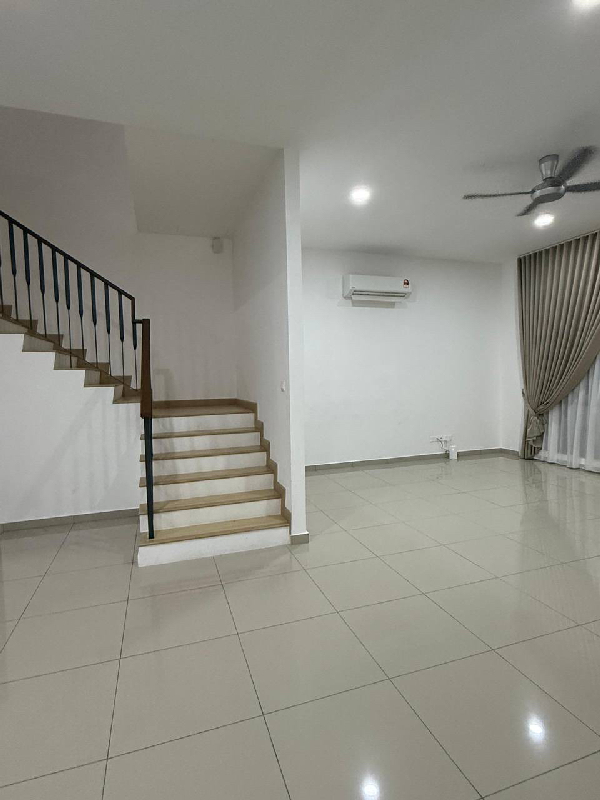 END LOT 2 Storey House Setia Safiro Cyberjaya - photo 4
