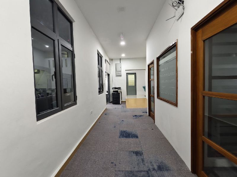 Semi Detached End Lot 1Storey Factory Warehouse Renovated - photo 10