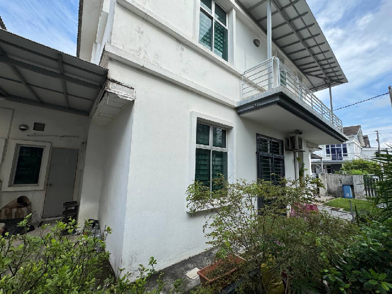RENOVATED SEMI-D Cluster 2 storey house SP9, Bandar Saujana Putra - photo 4